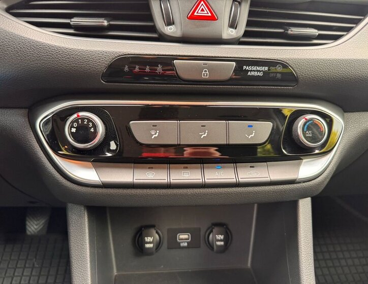 Hyundai i30 Kombi 998,0 88 kw