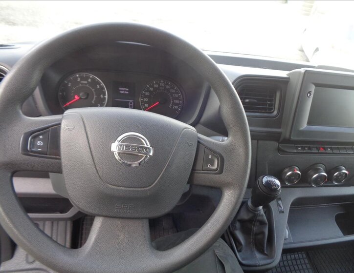 Nissan Interstar Skříň 2,3 l 110 kw