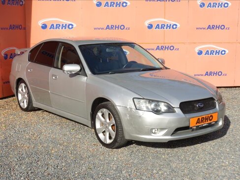 Subaru Legacy Sedan / Limuzína 2,5 l 121 kw