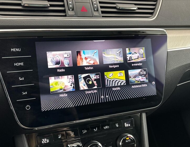 Škoda Superb Sedan / Limuzína 1,4 l 160 kw