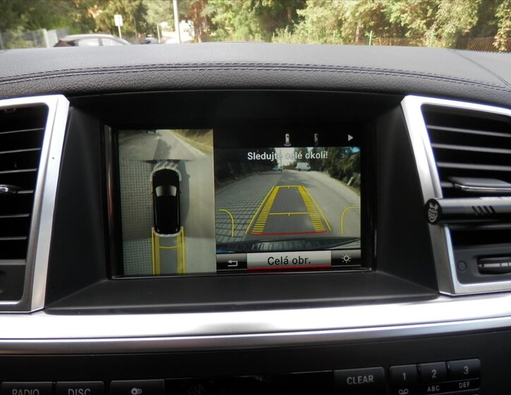 Mercedes-Benz GL SUV 4,7 l 320 kw