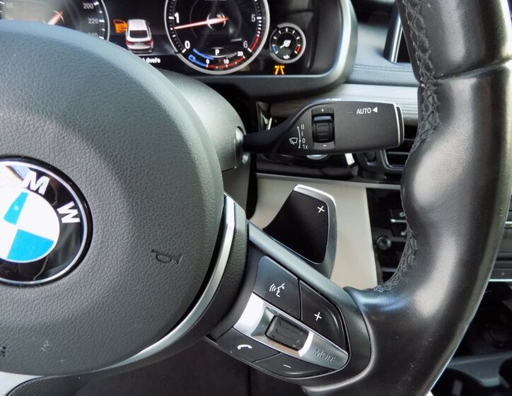 BMW X6 SUV / Terénní 3,0 l 190 kw