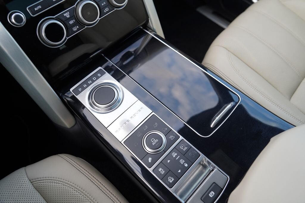 Land Rover Range Rover SUV / Terénní 4,4 l 250 kw