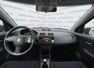 Suzuki Swift Hatchback 1,3 l 67 kw