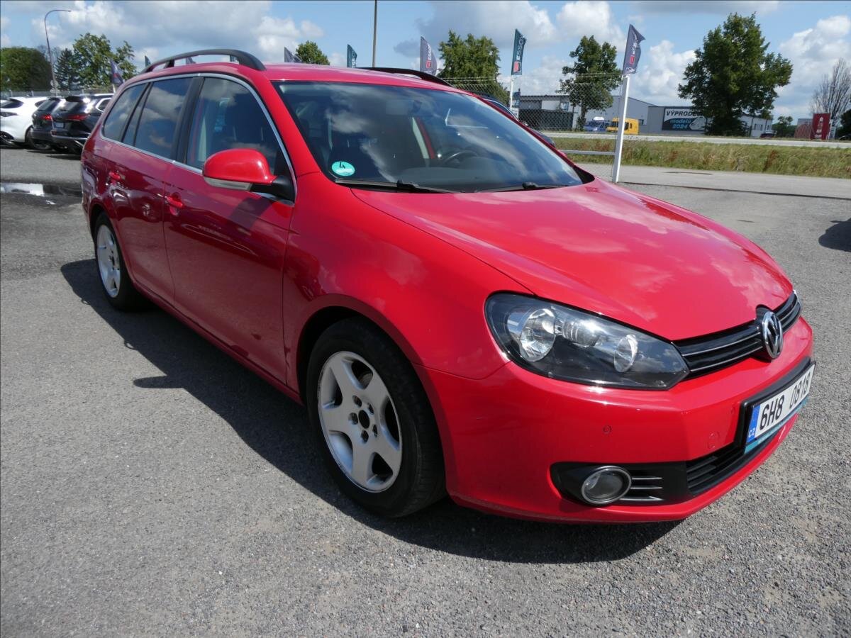 Volkswagen Golf Kombi 1,6 l 77 kw