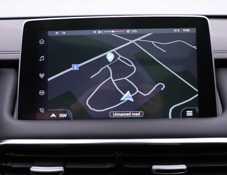 MG HS SUV / Terénní 1,5 l 119 kw