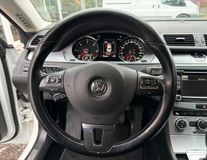 Volkswagen CC Sedan / Limuzína 2,0 l 130 kw