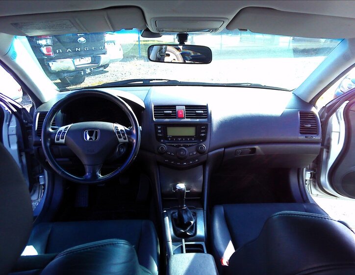 Honda Accord Sedan / Limuzína 2,4 l 140 kw