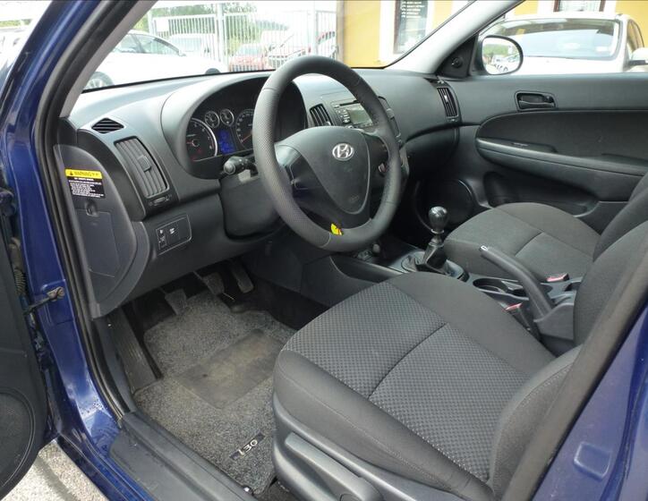 Hyundai i30 14