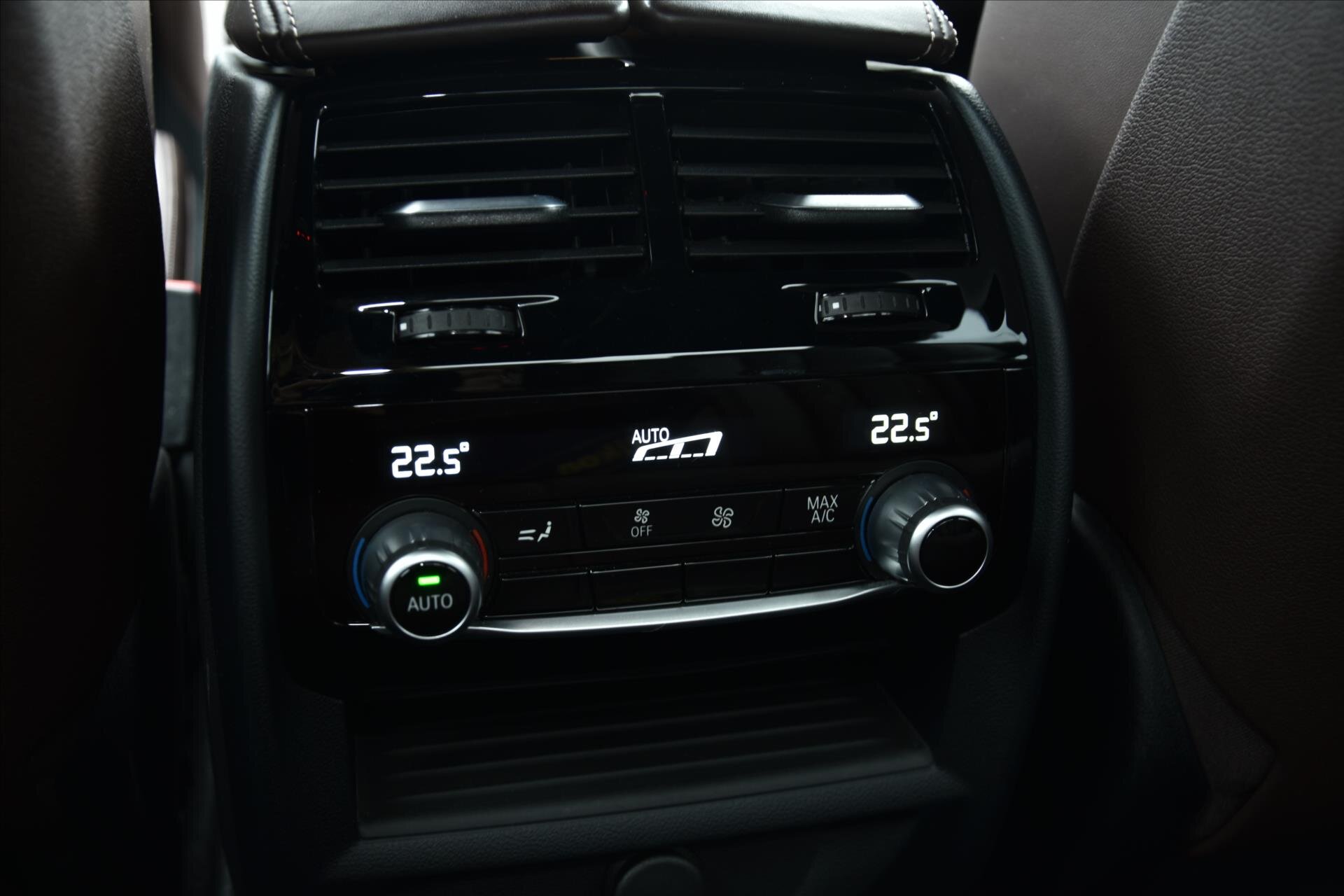 BMW Řada 5 Sedan / Limuzína 3,0 l 250 kw