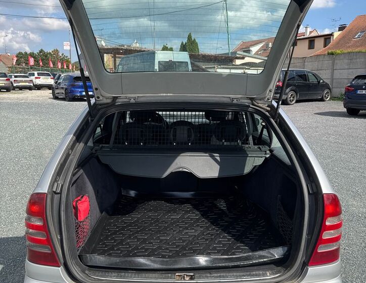 Mercedes-Benz Třídy C 18