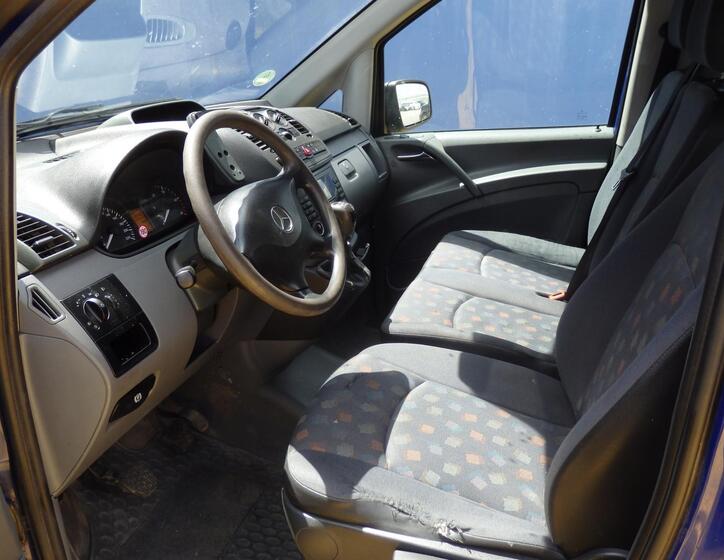 Mercedes-Benz Vito 7