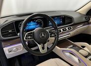 Mercedes-Benz GLE 9