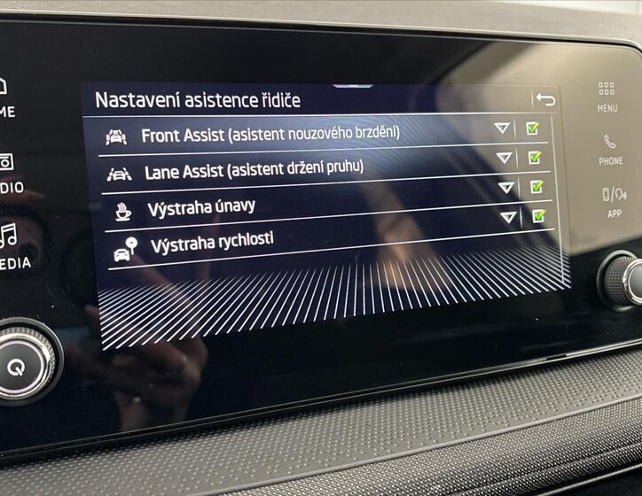 Škoda Fabia Hatchback 999,0 85 kw