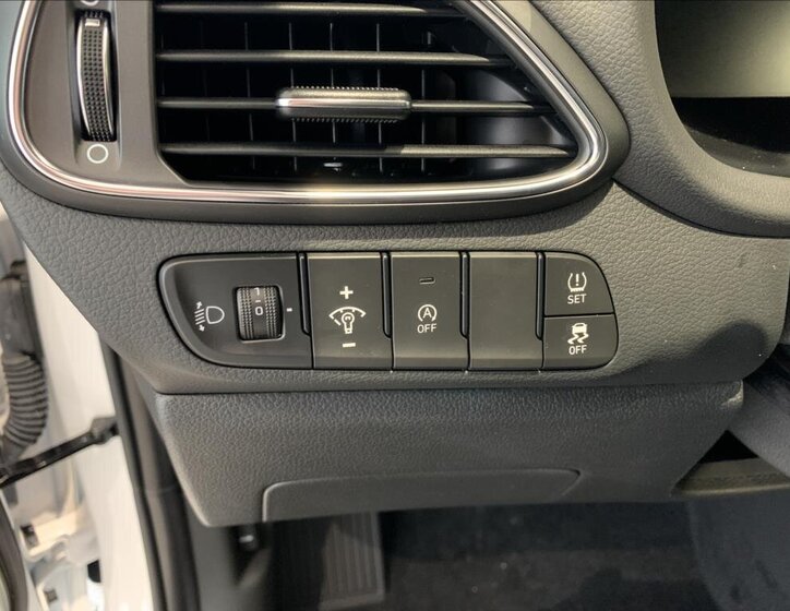 Hyundai i30 Kombi 1,5 l 70 kw