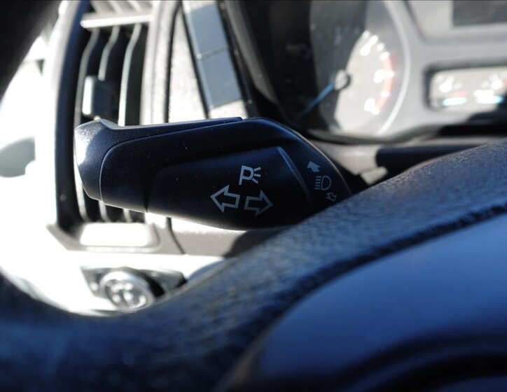 Ford Transit Valník 2,0 l 77 kw