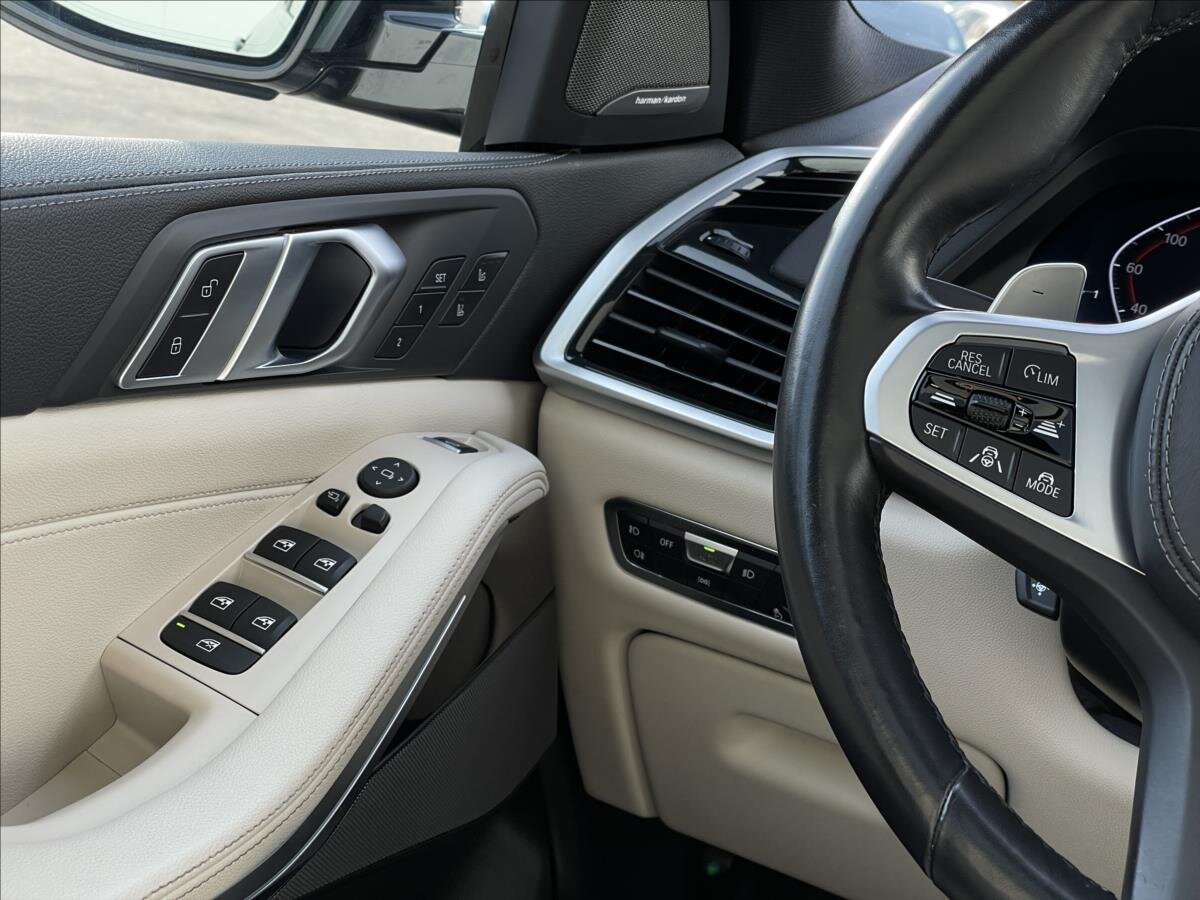 BMW X5 SUV 3,0 l 245 kw