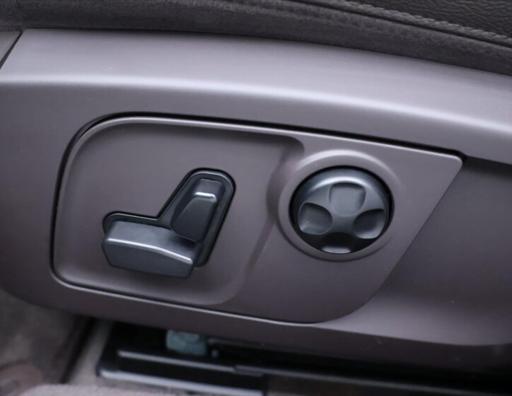 Maserati Quattroporte Sedan 3,0 l 316 kw