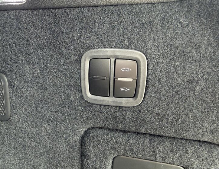 Porsche Cayenne SUV / Terénní 3,0 l 250 kw