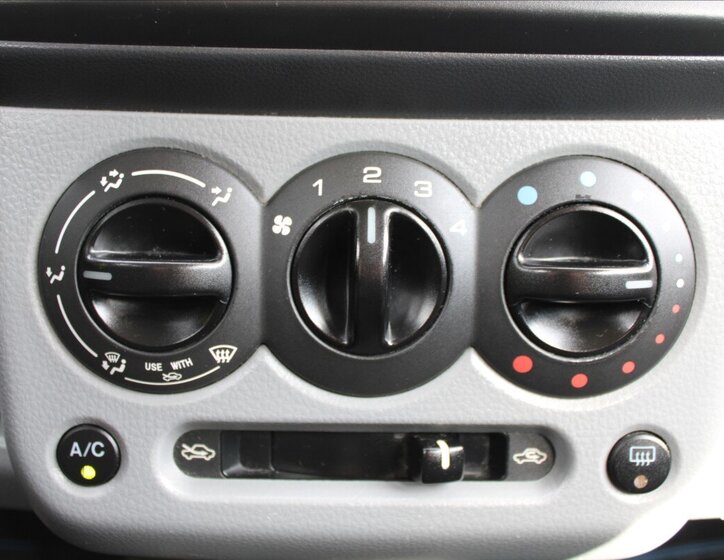 Suzuki Ignis Hatchback 1,5 l 73 kw