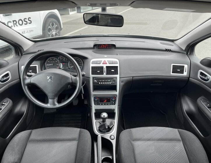 Peugeot 307 Hatchback 1,4 l 65 kw