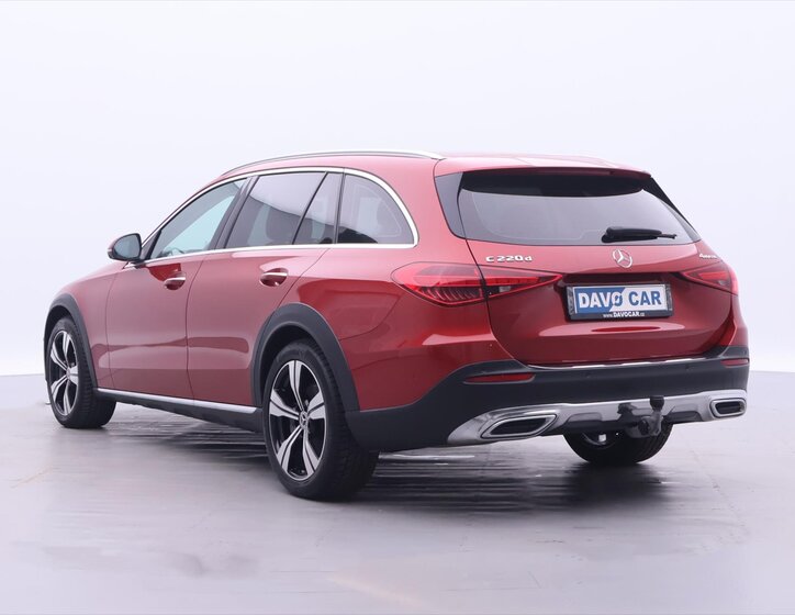 Mercedes-Benz Třídy C Kombi 2,0 l 147 kw