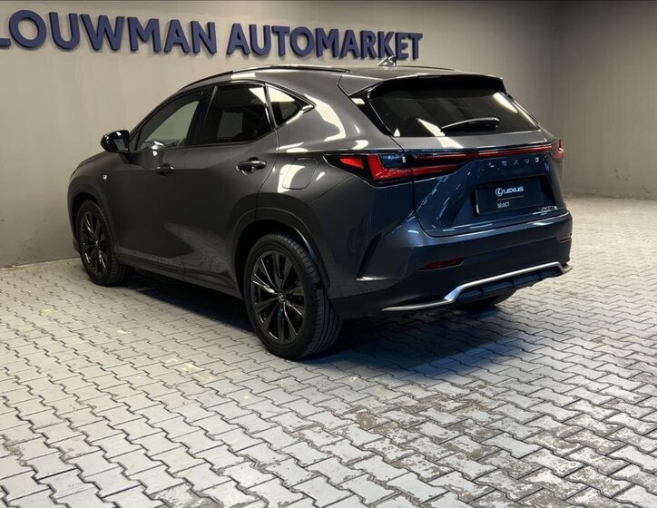 Lexus NX 450h plus SUV 2,5 l 227 kw