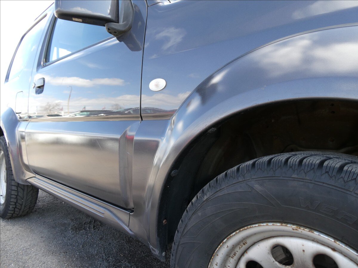 Suzuki Jimny SUV / Terénní 1,3 l 62 kw