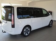 Hyundai Staria MPV 2,2 l 130 kw