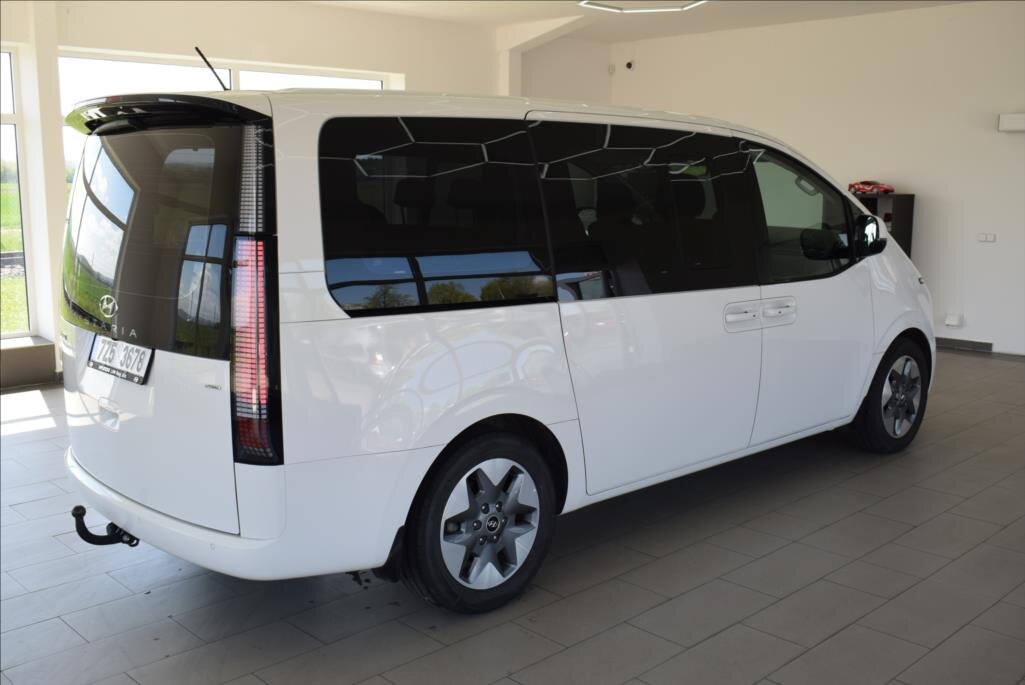 Hyundai Staria MPV 2,2 l 130 kw