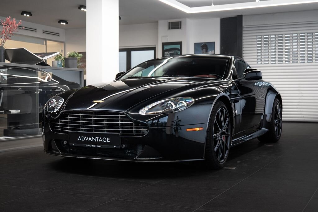 Aston Martin Vantage
