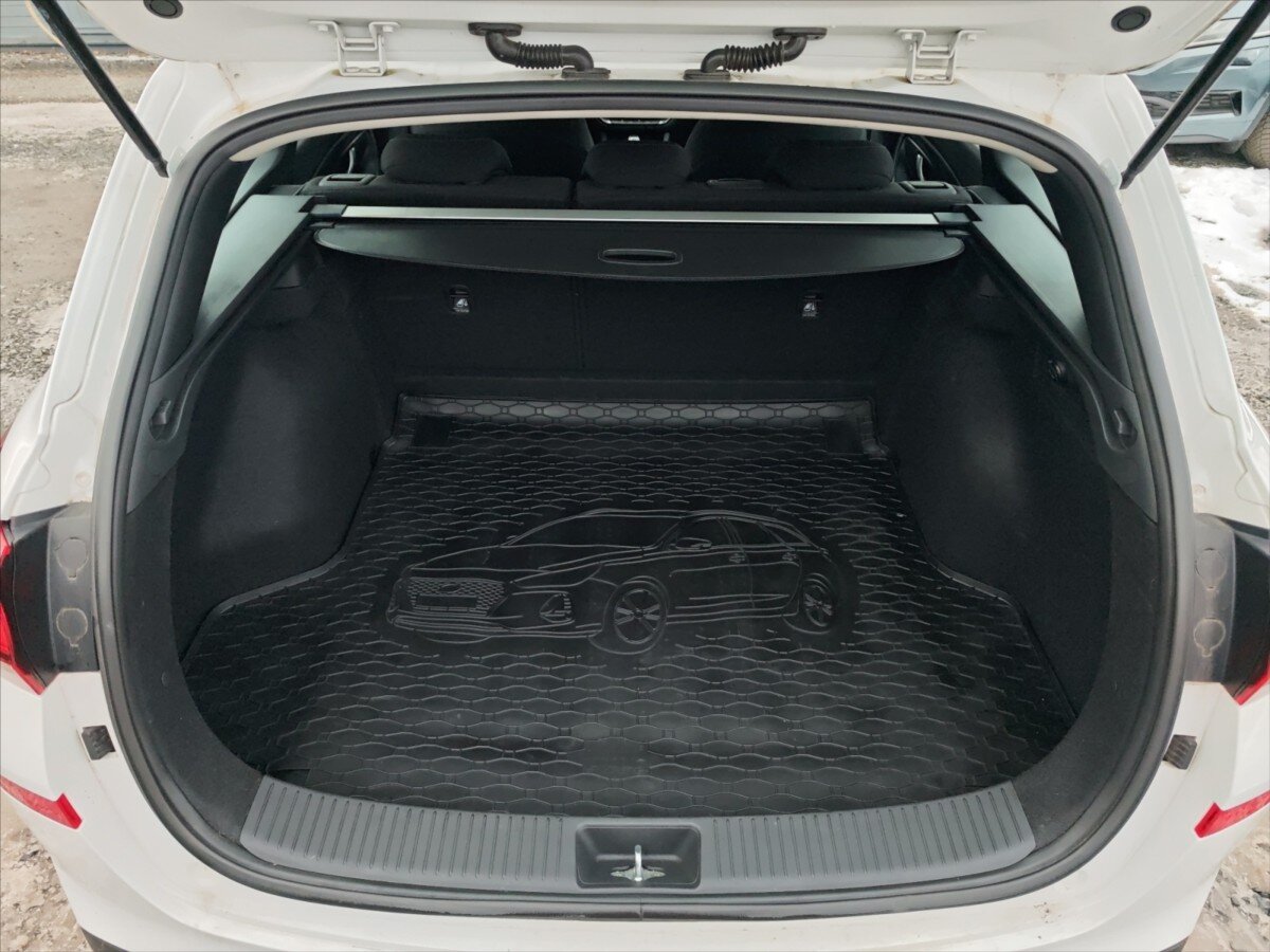 Hyundai i30 Kombi 998,0 88 kw