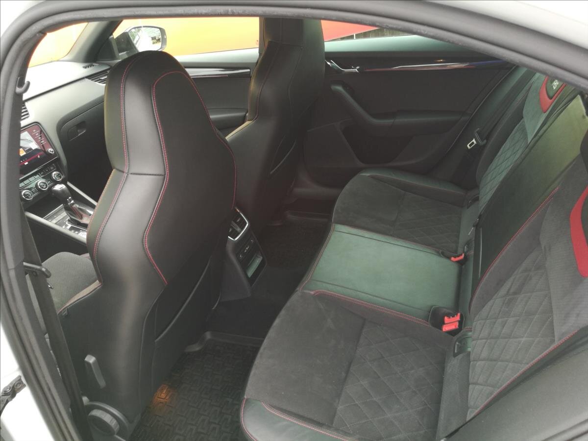 Škoda Octavia Sedan 2,0 l 169 kw