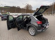 Volkswagen T-Roc SUV / Terénní 1,5 l 110 kw