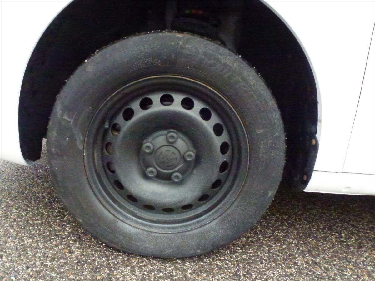 Volkswagen Caddy Skříň 1,6 l 55 kw