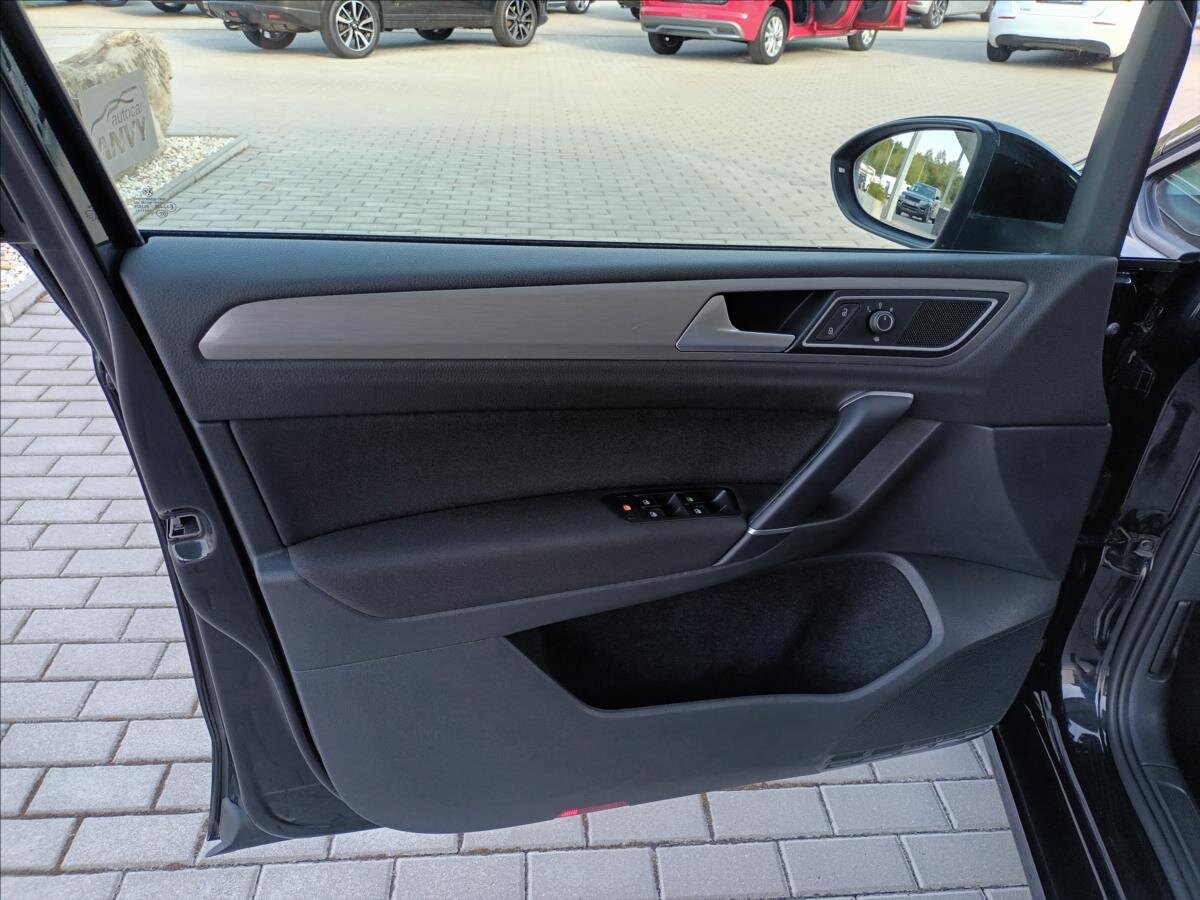 Volkswagen Golf Sportsvan MPV 1,4 l 92 kw