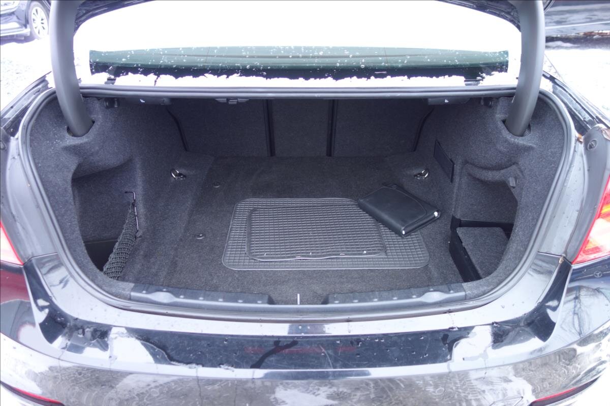 BMW Řada 3 Sedan 2,0 l 105 kw