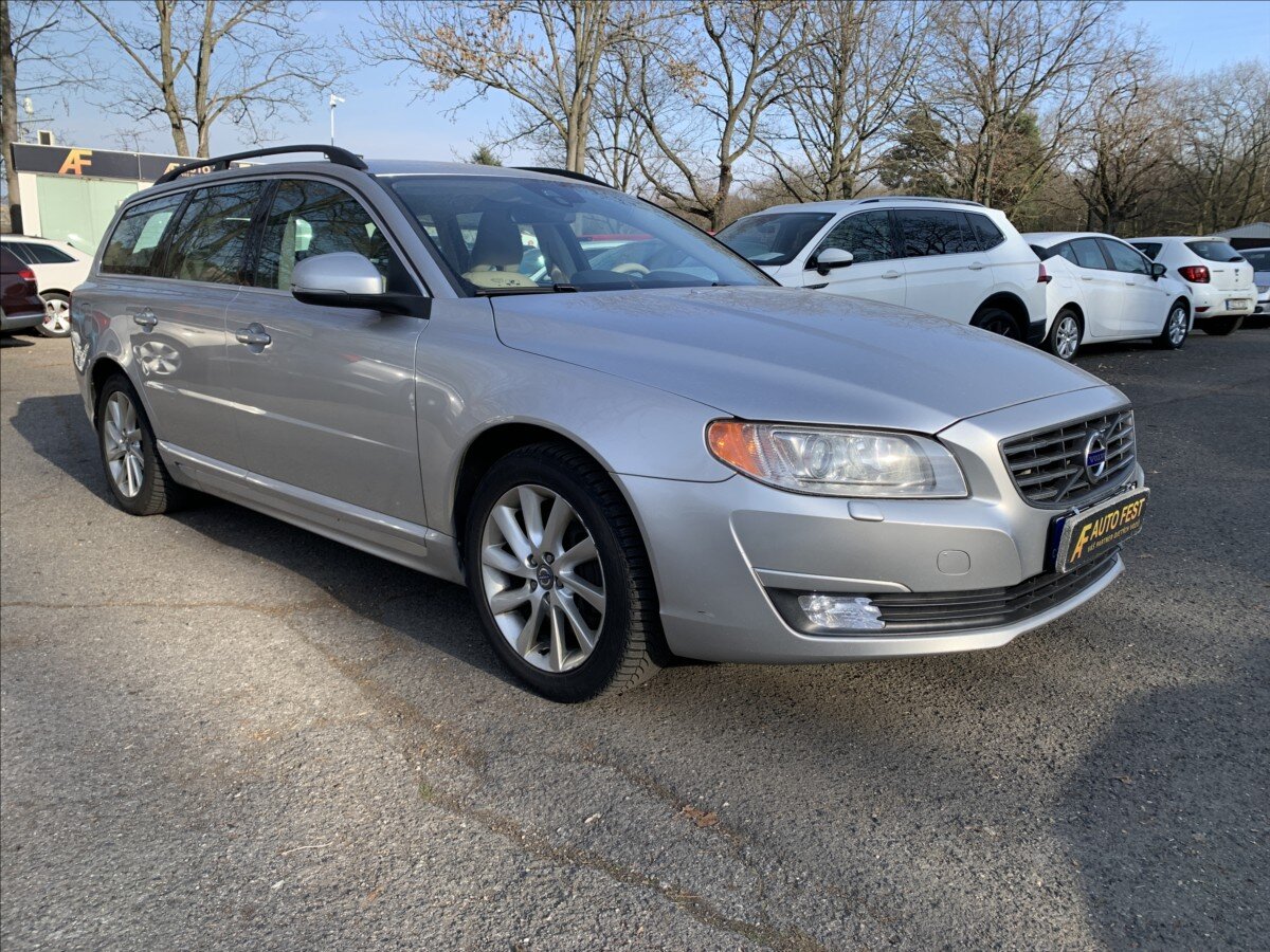 Volvo V70 Kombi 2,4 l 158 kw