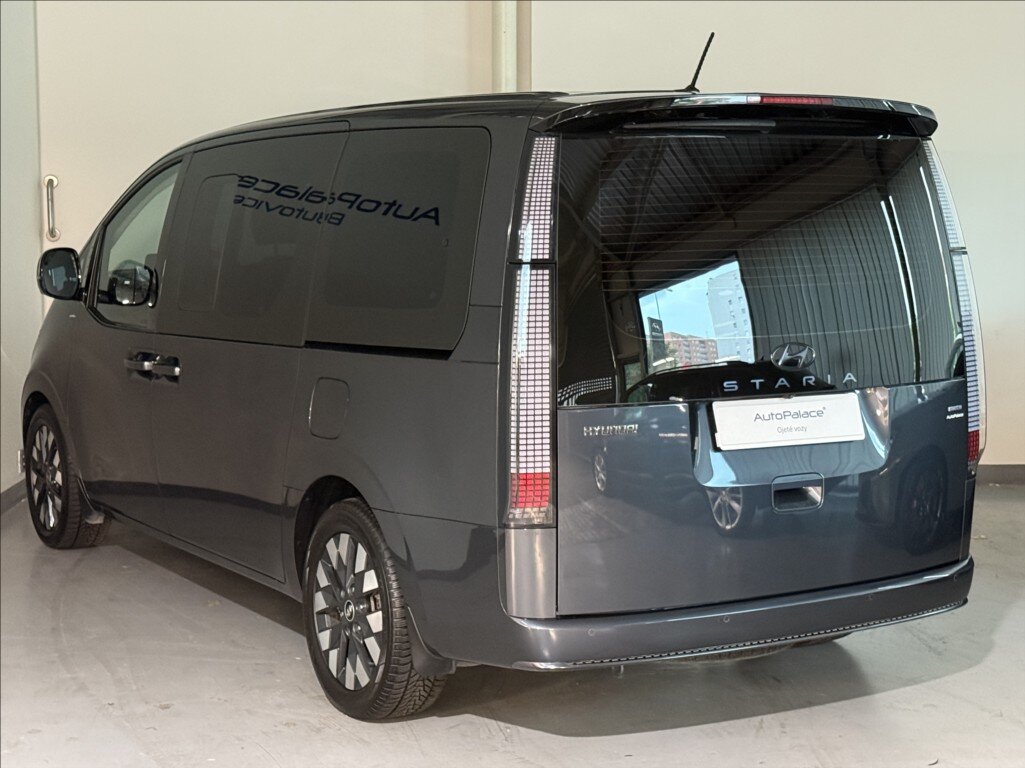 Hyundai Staria MPV 2,2 l 130 kw
