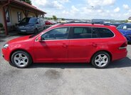 Volkswagen Golf Kombi 1,6 l 77 kw