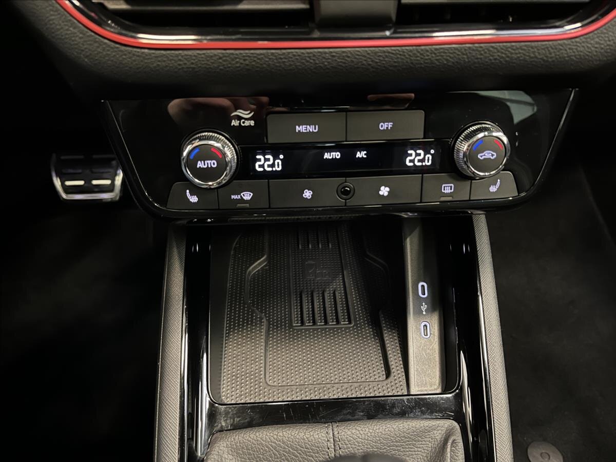 Škoda Kamiq CUV / Crossover 1,5 l 110 kw