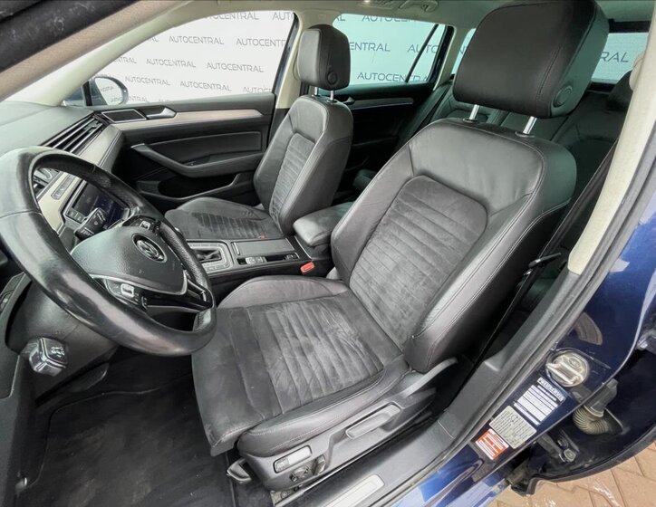 Volkswagen Passat Kombi 2,0 l 176 kw