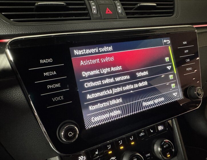 Škoda Superb Kombi 1,5 l 110 kw