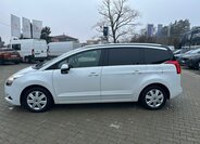 Peugeot 5008 8