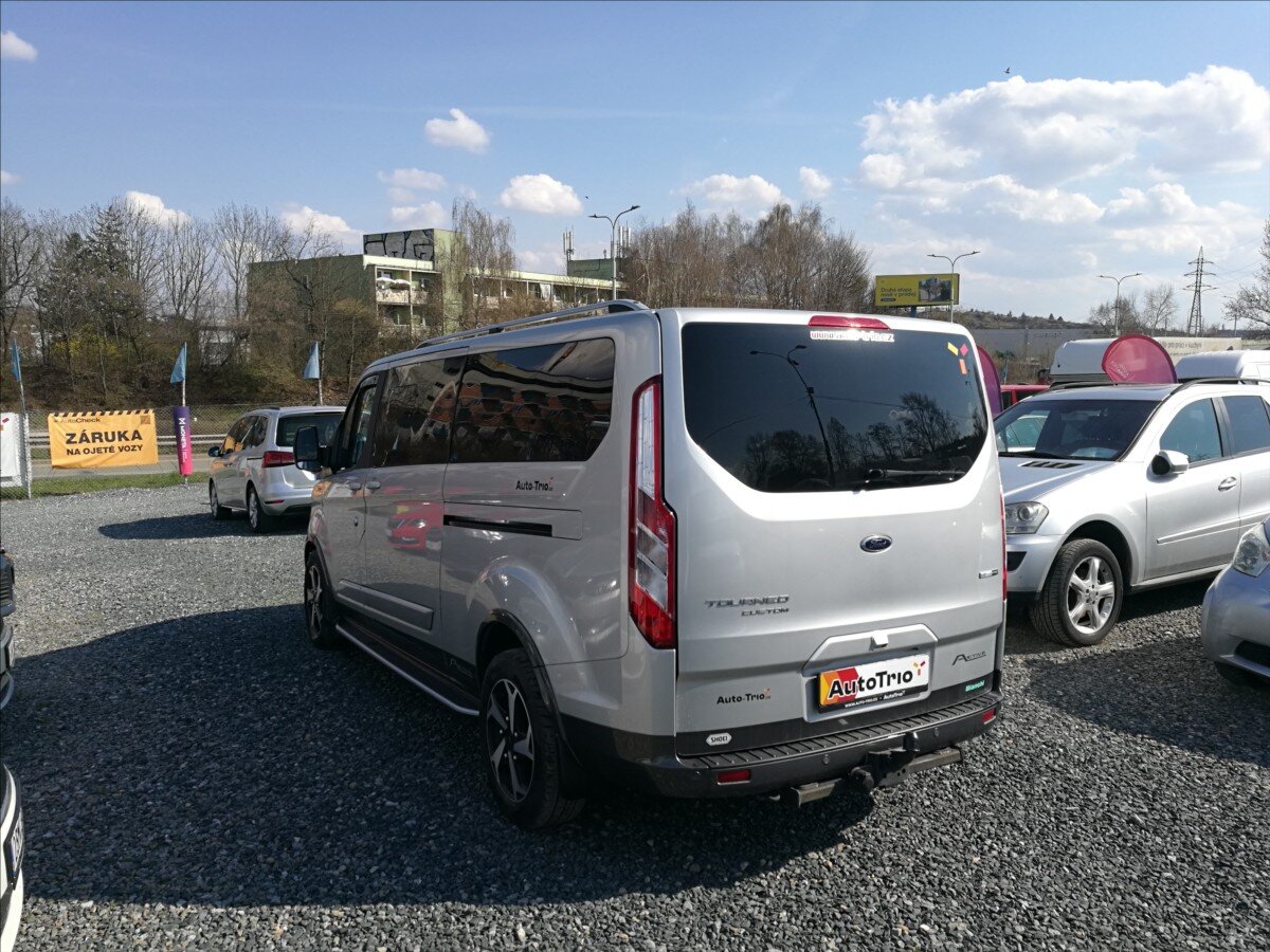Ford Tourneo Custom MPV 2,0 l 110 kw