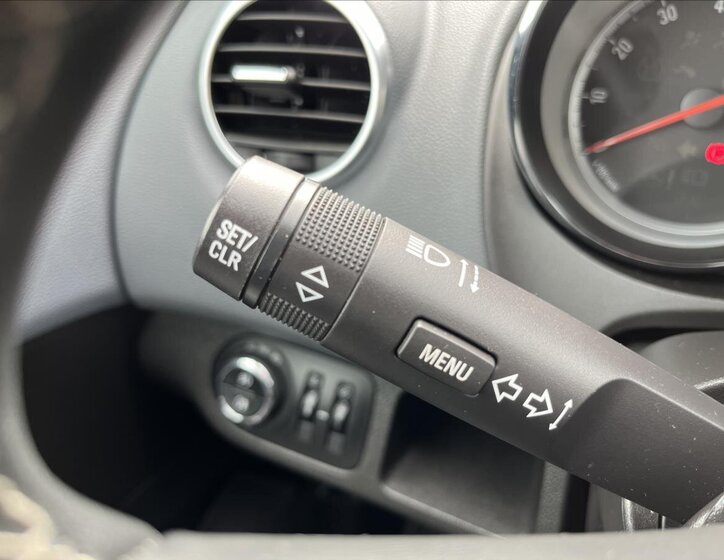 Opel Meriva MPV 1,4 l 88 kw