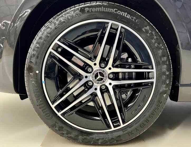 Mercedes-Benz Třídy V 8