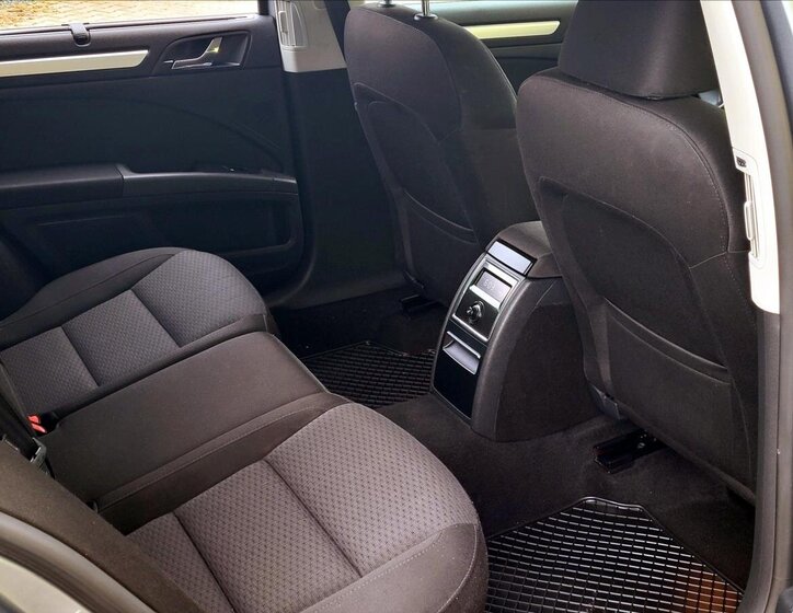 Škoda Superb Kombi 1,8 l 118 kw