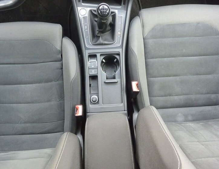 Volkswagen Golf Kombi 2,0 l 110 kw