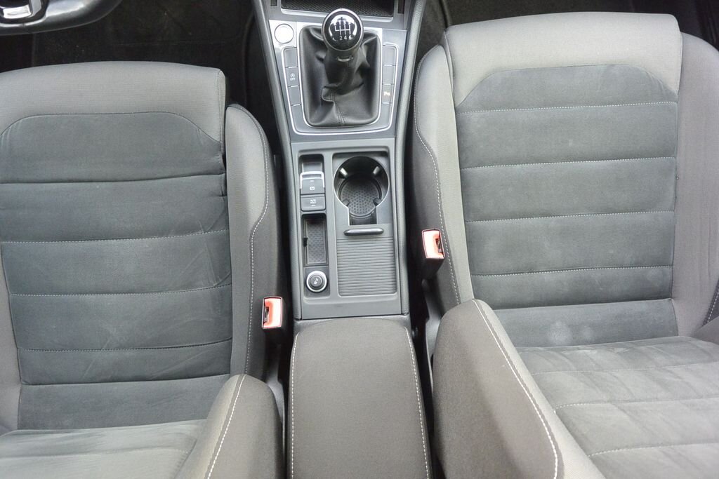 Volkswagen Golf Kombi 2,0 l 110 kw